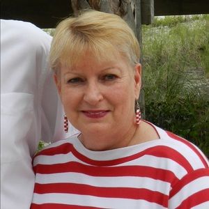 Meet your Posher, Carolyn